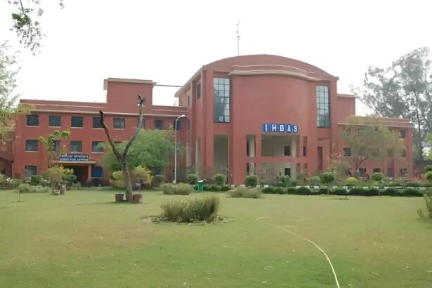 Institute of Human Behaviour & Allied Sciences (IHBAS) is one of the top-ranked healthcare institutes in India, IHBAS is dedicated to providing world-class services to its patients.