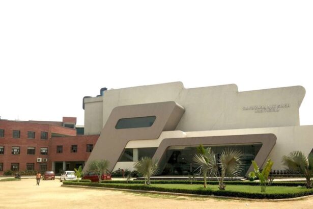 Sri Guru Gobind Singh College of Commerce (SGGSCC)