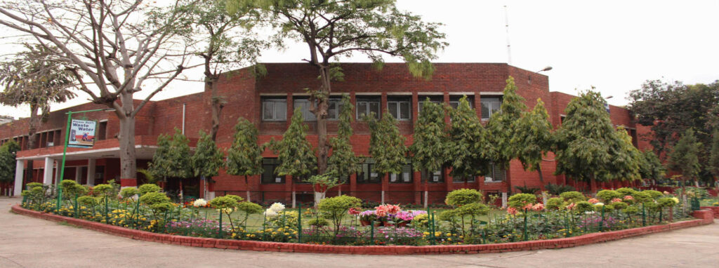 college of vocational studies